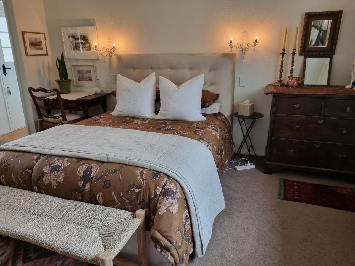 Whiteacres Bed & Breakfast Invercargill Exterior photo