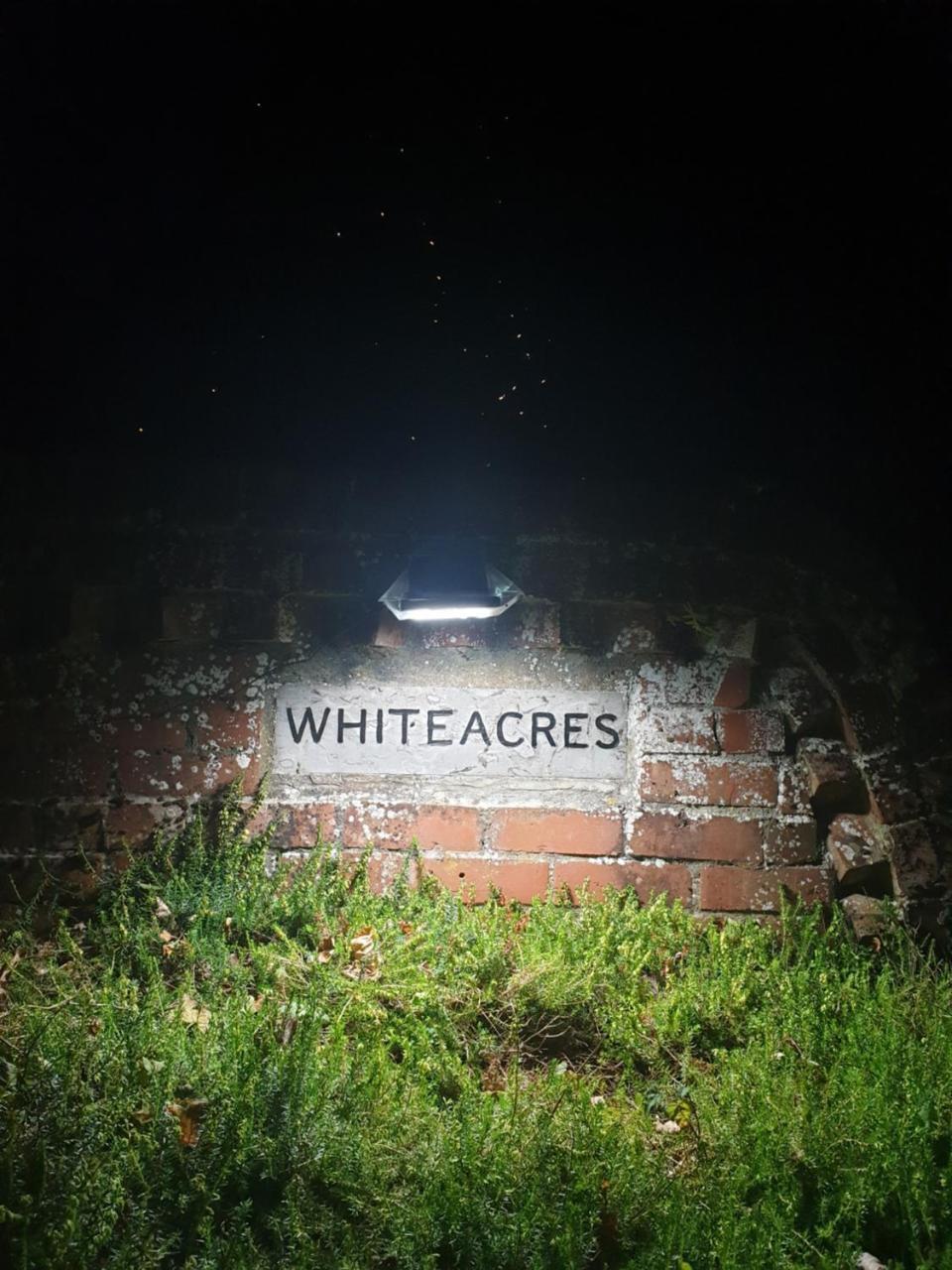 Whiteacres Bed & Breakfast Invercargill Exterior photo